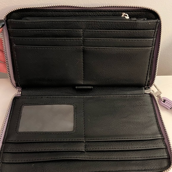 Steven madden wristlet, lavender, - Picture 5 of 5